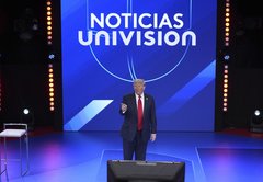 PolitiFact verificó lo que Donald Trump dijo a votantes latinos en foro de Univision